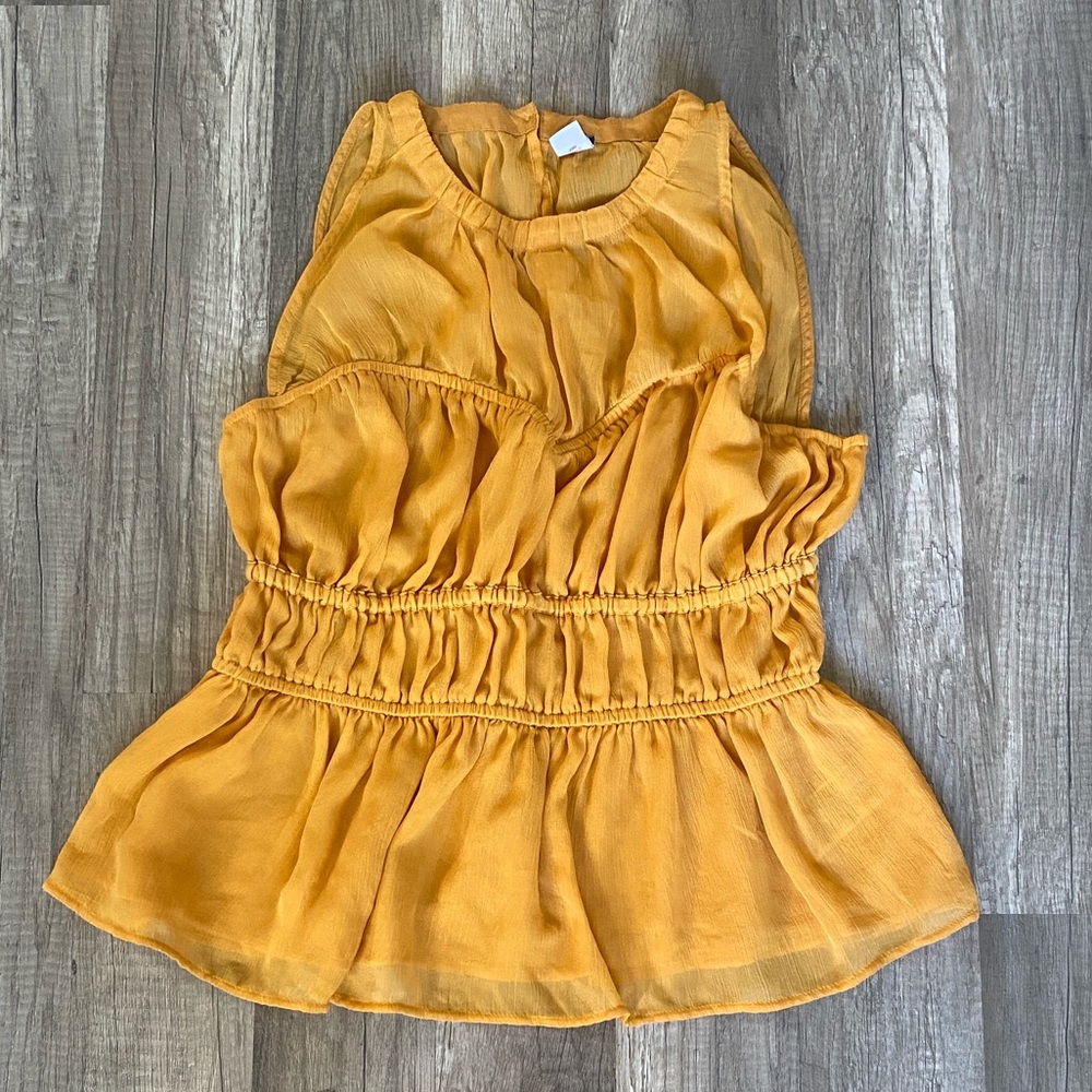 💜 2/$25 Old Navy Women's Yellow Sleeveless Blouse - Picture 2 of 2